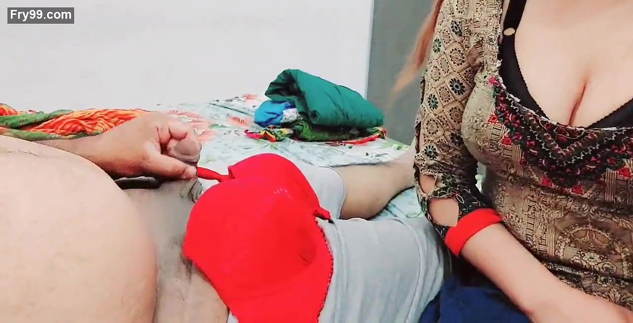 pk hot sasur bhabi fucking – video 2