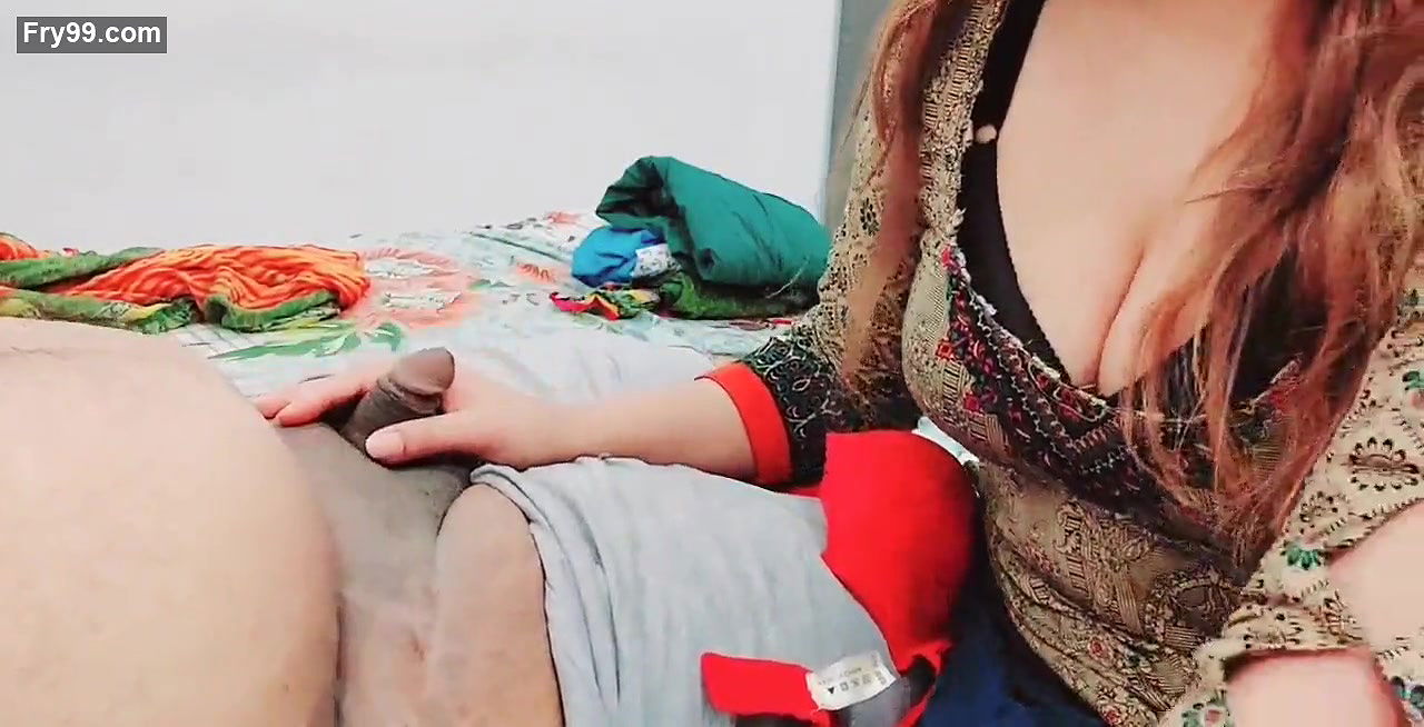 pk hot sasur bhabi fucking – video 2