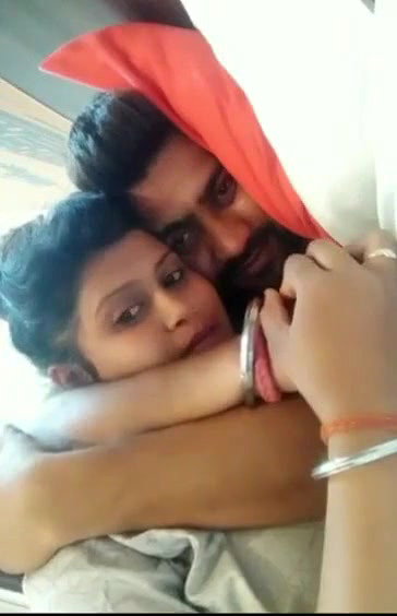 Waaah Supr hoot Very very HUge Boooooby Beauty aunty with yngr devr VIDEO-1