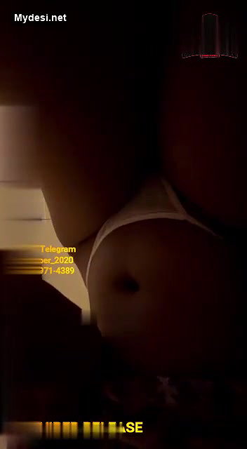 Desi hot model mira sexy boobs part 2