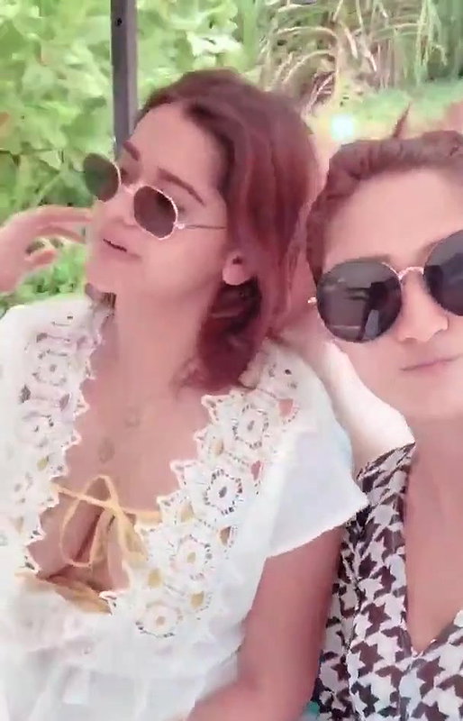 Waaao Desi Bhabhi nniples in sselfie