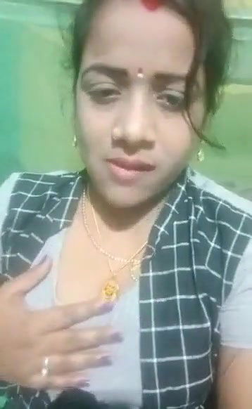 Desi village bhabi sexy face