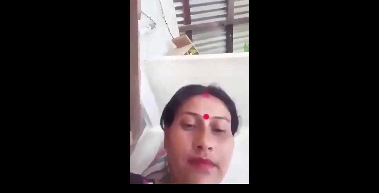 Desi village wife nice pussy