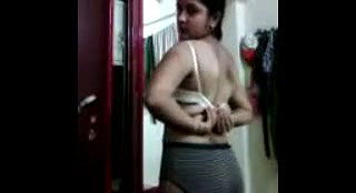 Mangala Bhabhi Dress Changing