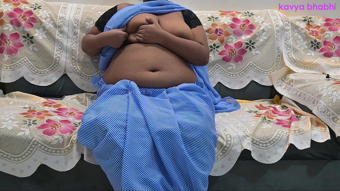 Kavya Bhabhi hot webcam show