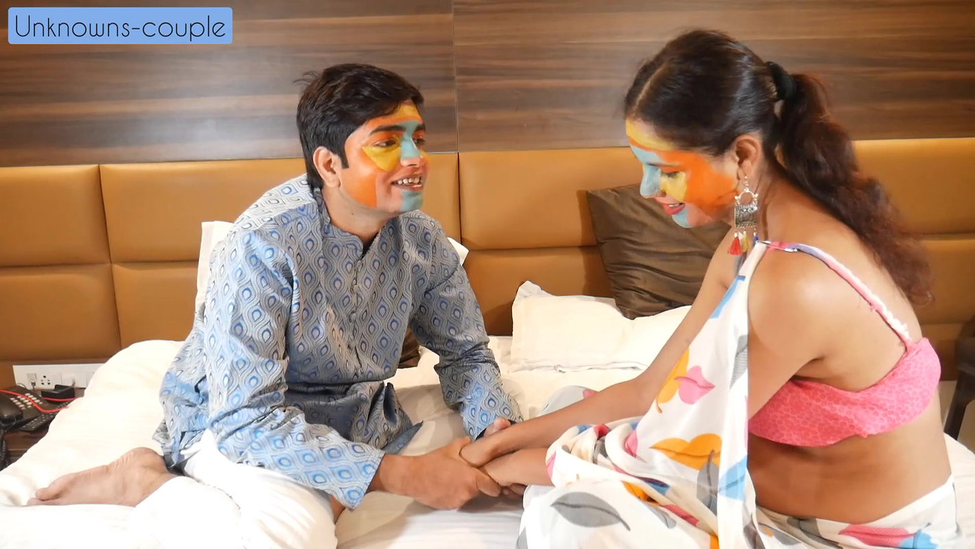 Jiju Vikram turns lusty on Sexy sis in law Priya