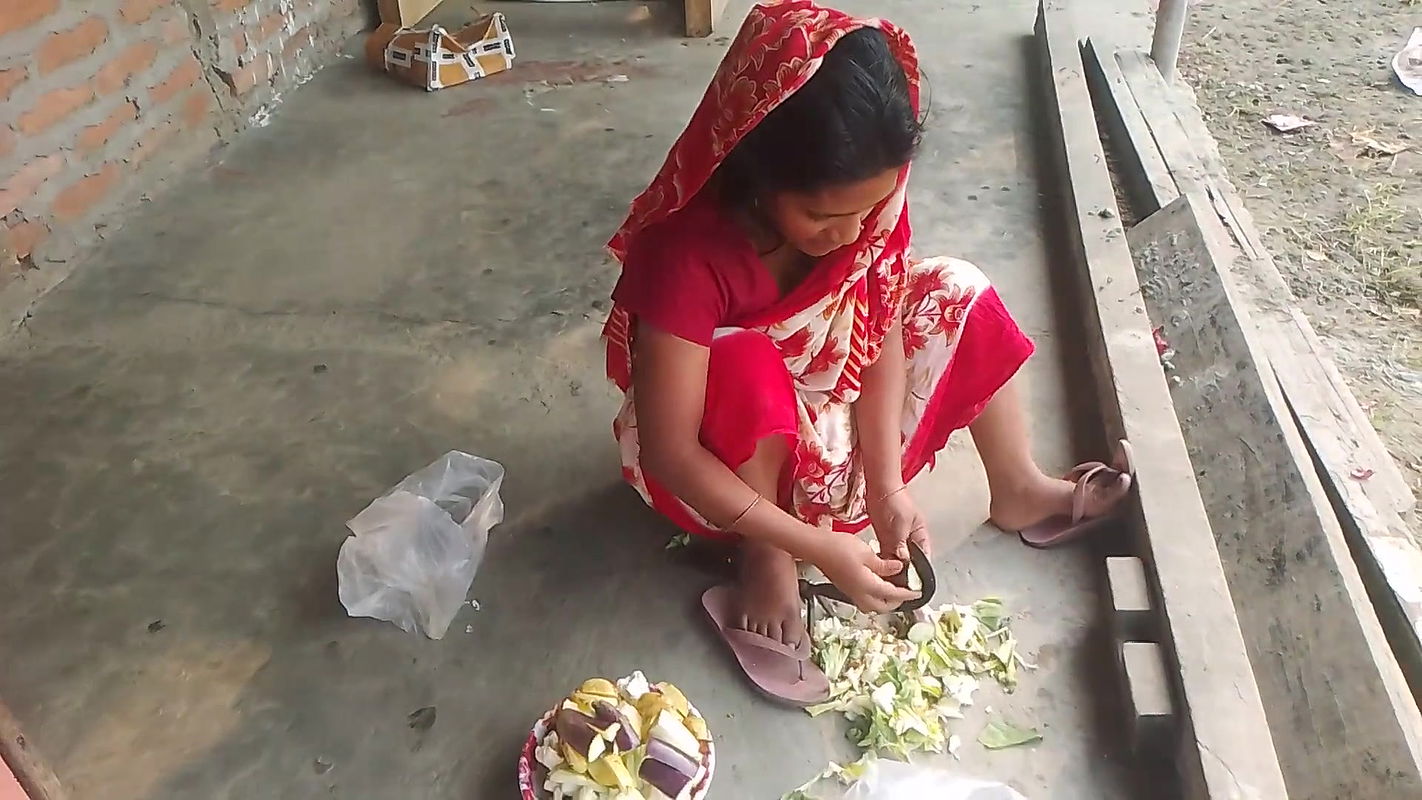 DESI HOT GIRL RUKIA SEX WITH HUSBEND