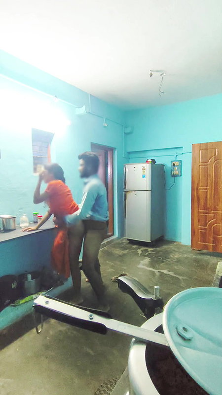 Tamil girl cheating in home to standing sex with her lover