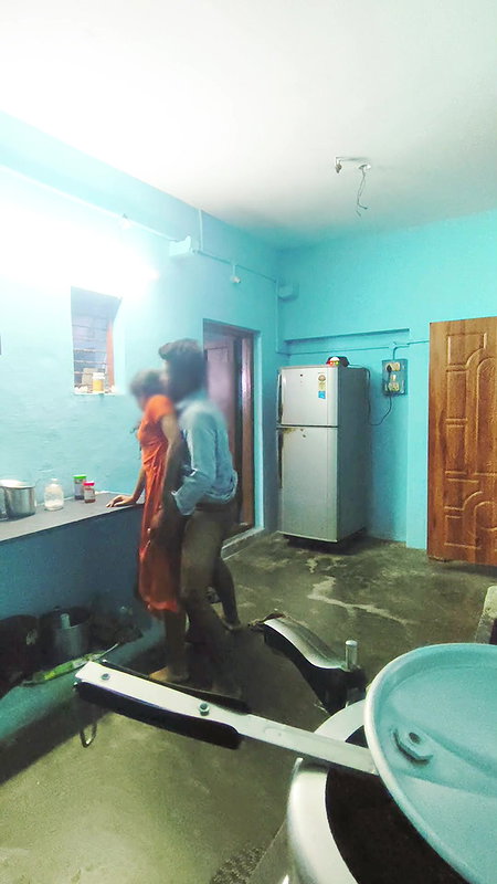 Tamil girl cheating in home to standing sex with her lover