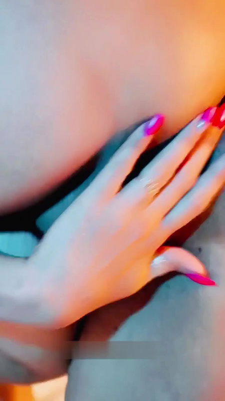 Bong Model Moumi Nude Show App Content