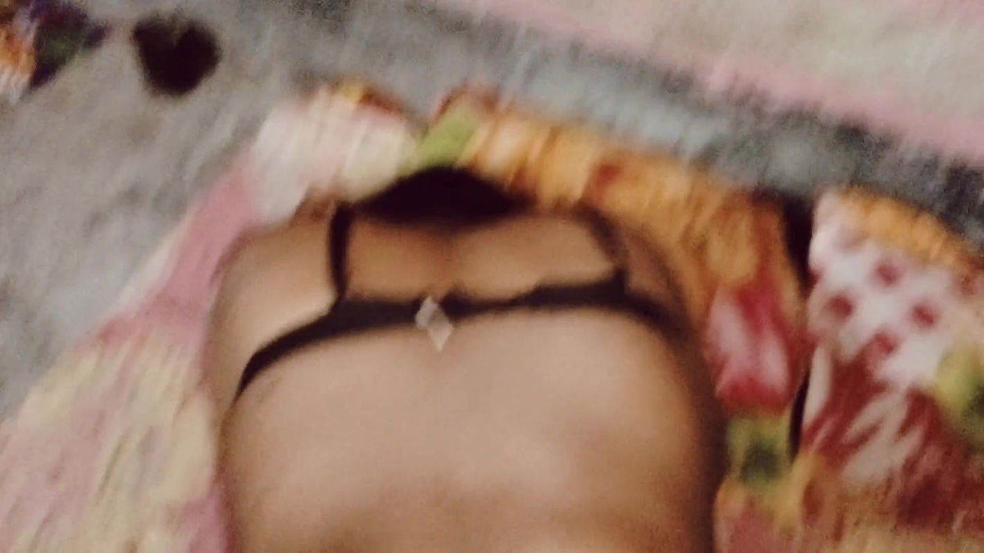 Anzeigen von TrafficStars The little brother-in-law lifts me up on the table and chair and fucks me as much as I want. It’s fun