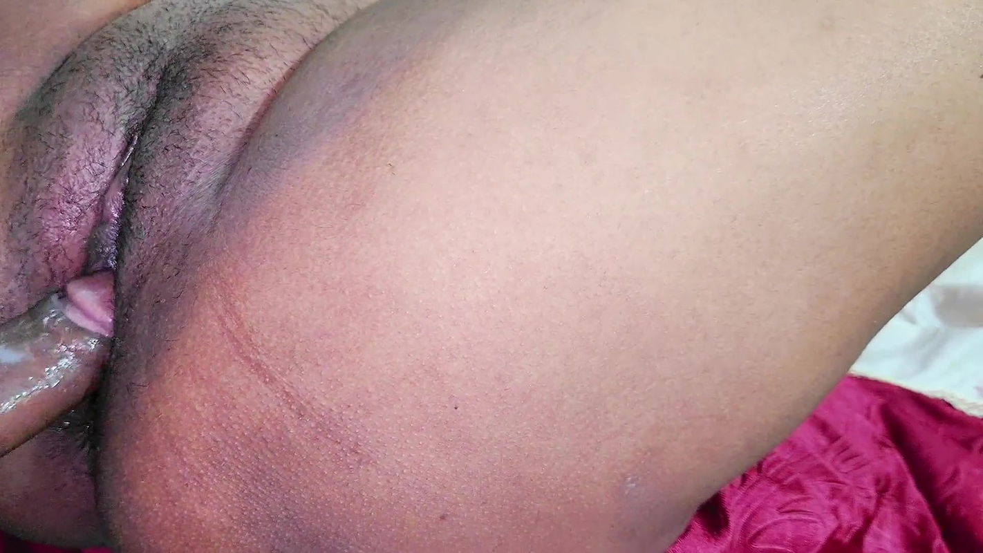 Beautiful Aunty fucking with Her friend – Hindi Audio