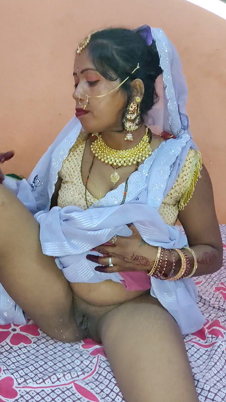 Beautiful Indian Aunty’s Nude Video, Beautiful Indian Bhabhi’s Sex Video
