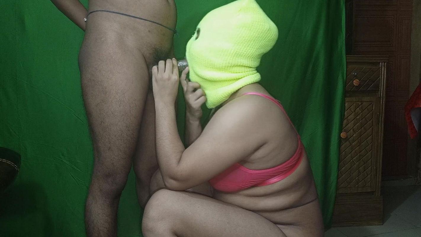 Bengali stepmom gives her stepson the best blowjobs in the world