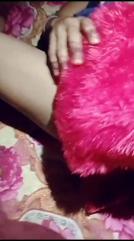 Bhabhi ko taddy dekar chudai kiya