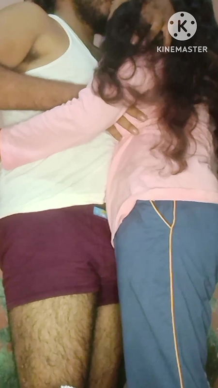 Delhi girl grabs cock and shakes Hindi clear audio