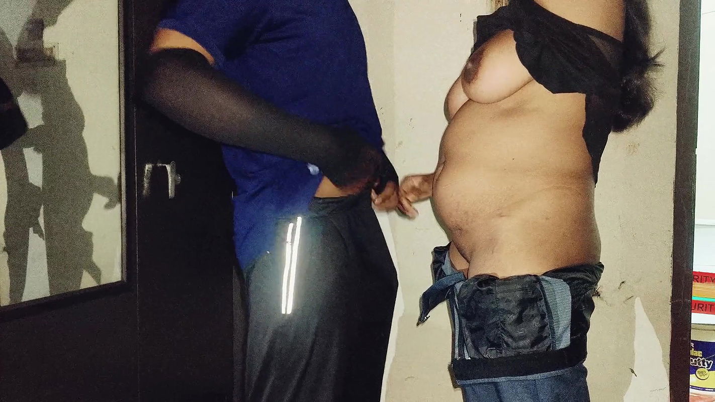 Desi aunty stepson and stepmom Indian aunty