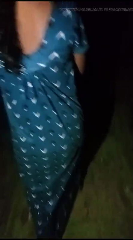 desi bhabhi urineing in the bathroom