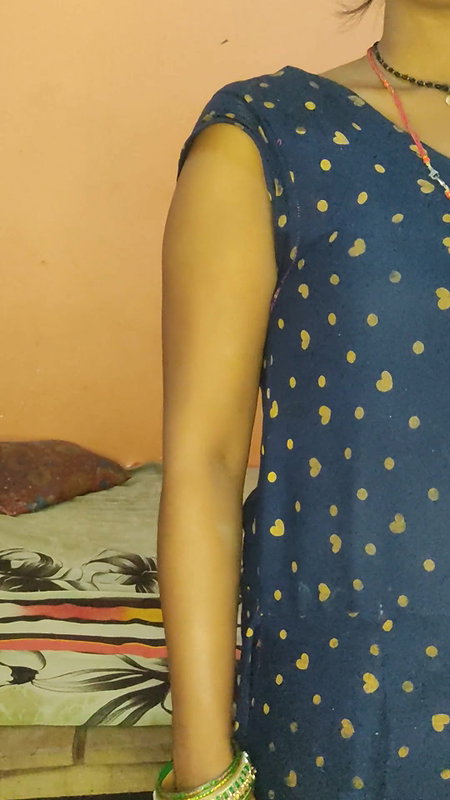 Desi Indian Bhabhi Ki Fudi Chaat Ke Paela, Indian Desi Aunty Ki Fudi Chaat Ke Chudayi Video