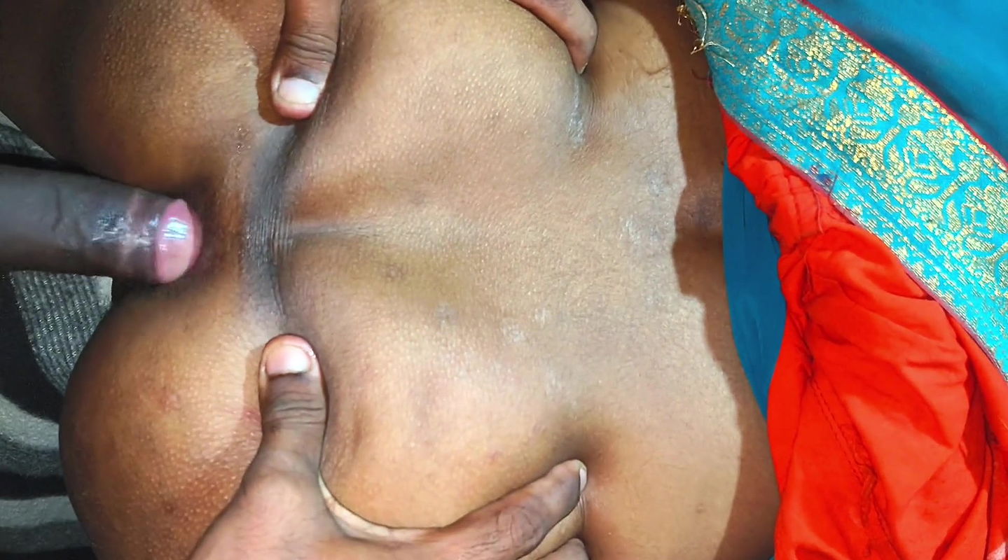 Gand me thuk laga ke Gand ki chudai Kiya chikh nikal Diya Suman ki