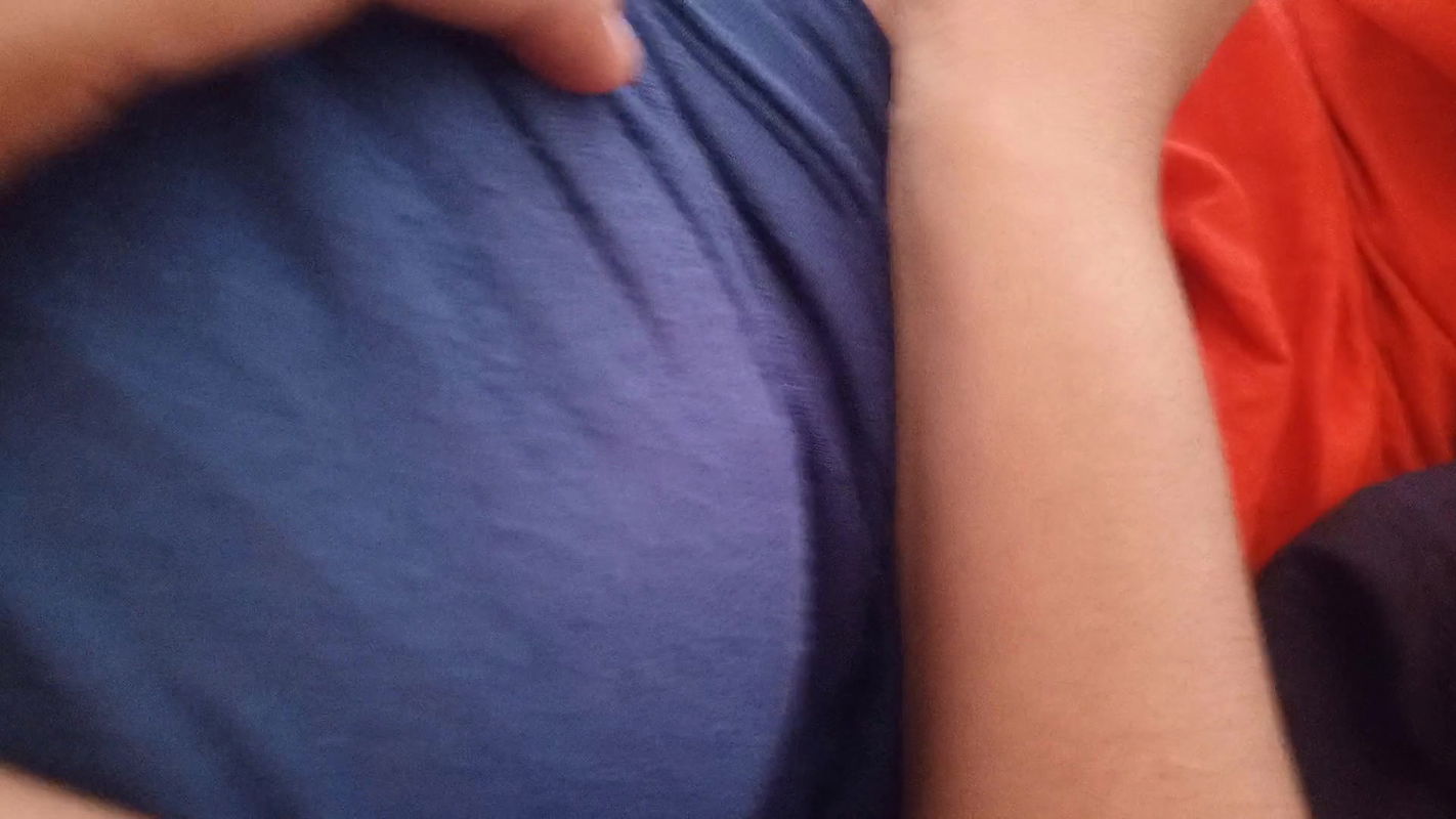 I suck and fuck my horny stepmom’s pussy