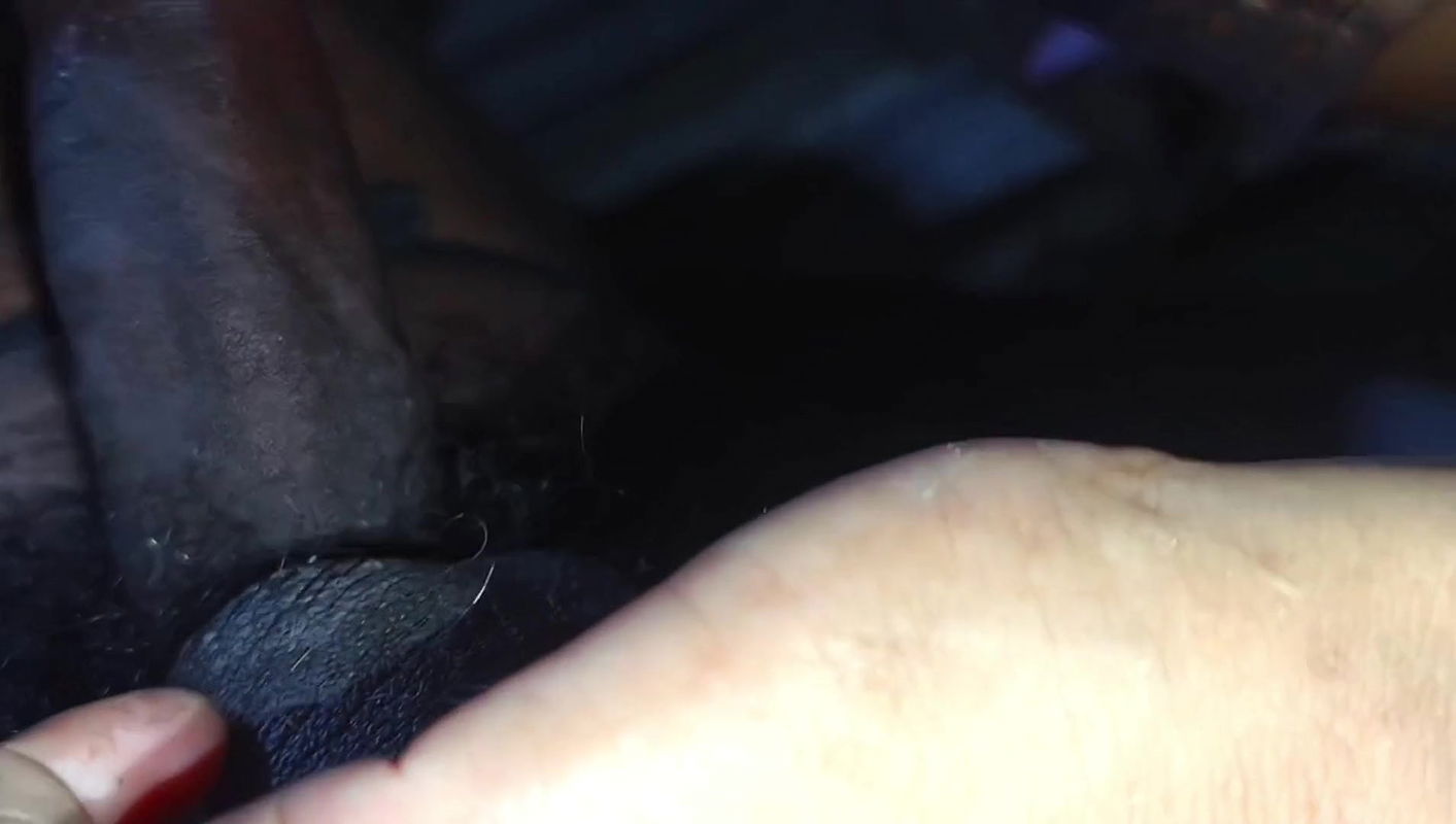 Indian desi husband wife ko Frist night ko apne patni ki gand me hard chudai kiya . Village dehati newly married suhagrat honeym