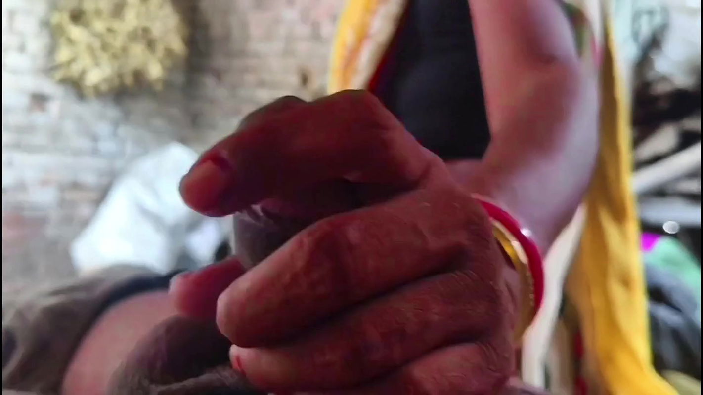 Indian desi jija sali ki viral sexy videos (Hindi Audio)