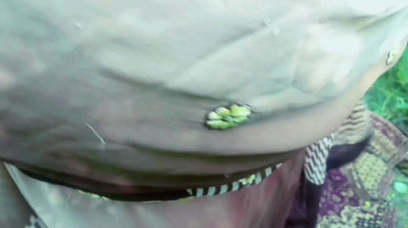 Jungal me Mangal karte huye paroshi ne pakra