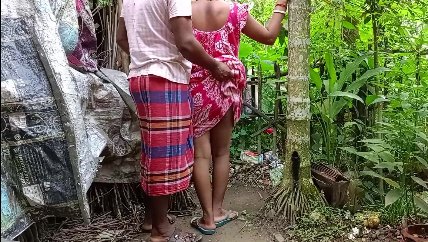 Outdoor my bhabhi and me We met together