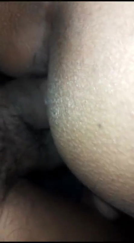 Raat me bhabhi ke bur me finger kiya devar ne