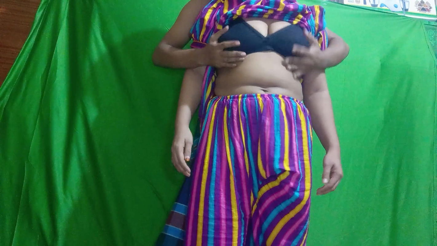 Stepsister’s hot milk in the winter night and hit the ass. Bangla sex Video, Clear audio voice