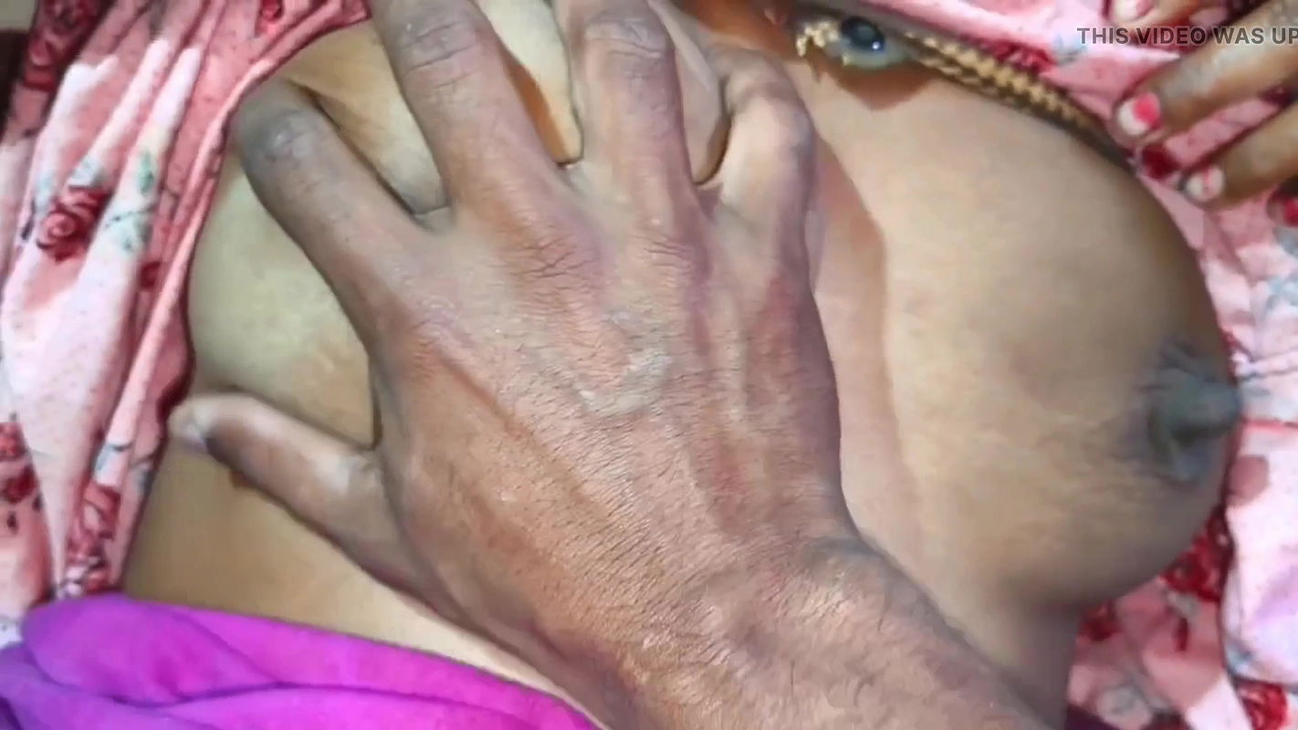 Sumang121bihar Aaj bhabhi ke pichhe Wale me devar ne apna kala land dal Diya desi Indian Village wife ki hard work chudai aunty