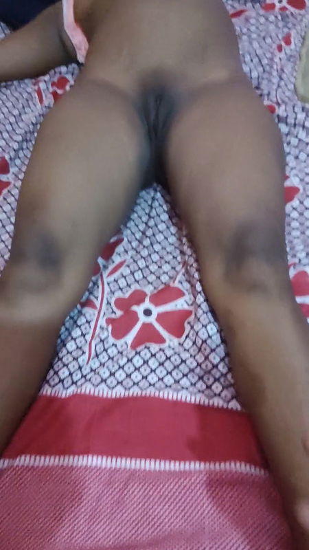 Summer Mei Village Bhabhi Ki Chudayi Video, Summer Mei Village Aunty Ki Chudayi Video