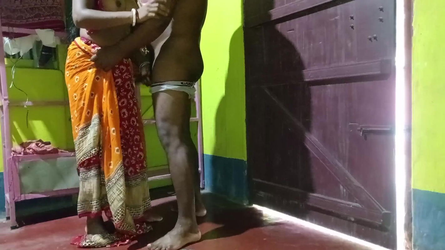 Desi bhabhi Fucked in the new house