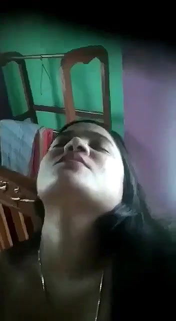 Horny Boudi Fingering