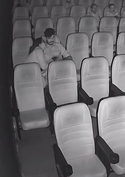 GirlFriend Blowjob in Cinema Hall