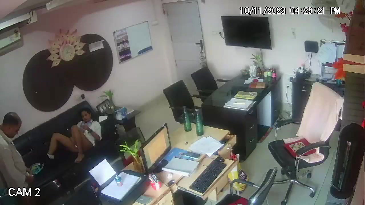 Boss fucking to secretary in office, recorded in cctv cameras