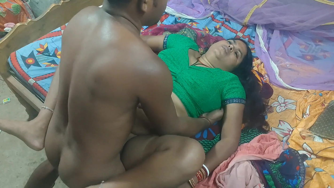 Kissed stepsister’s pussy, stripped her naked and fucked her