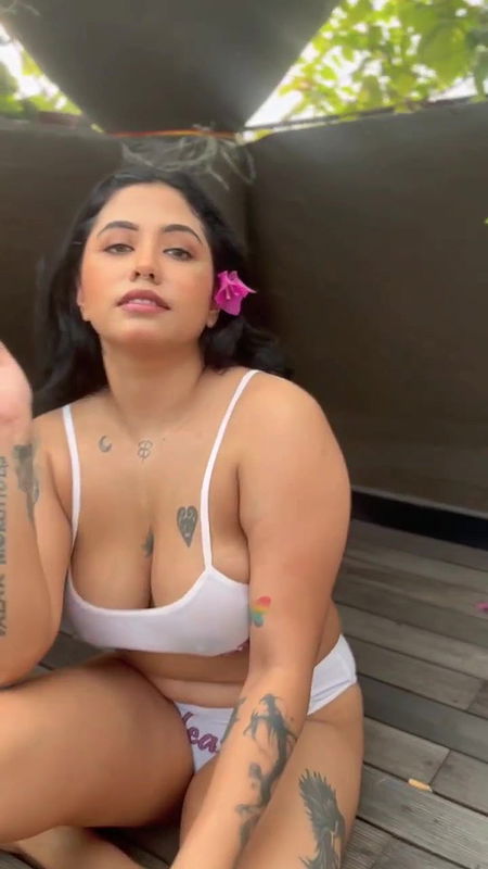 YAJNA SAINI 1