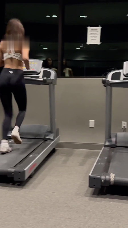 He kept staring at me so i gave him a Blowjob in his car Awesome