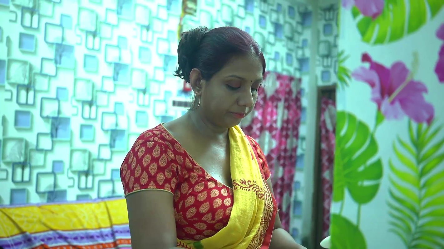 Indian Desi Jhuma Bhabhi Step Mother fucking with husband and step son part 2