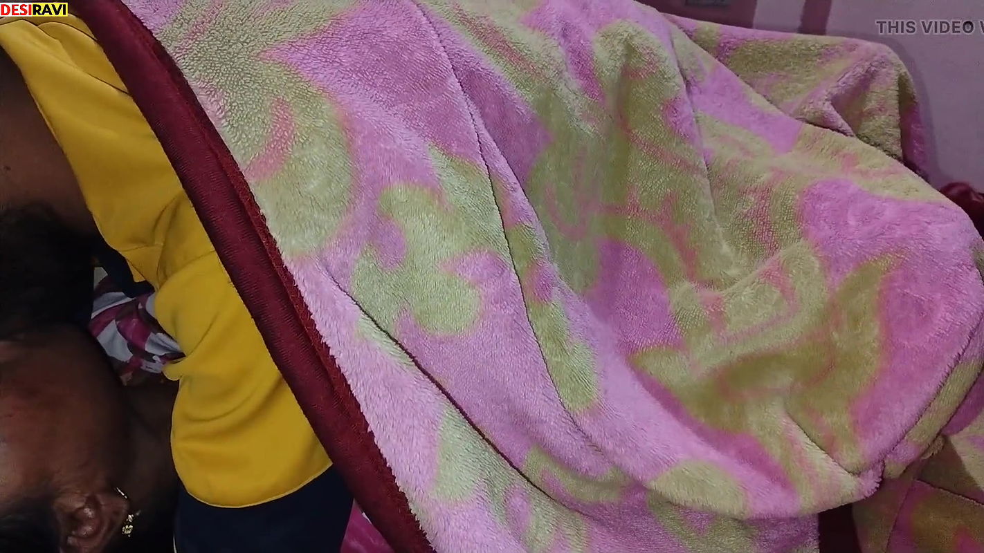 Chudakkar Desi Bhabhi Ji Ko Maje Se Pela Acha Laga