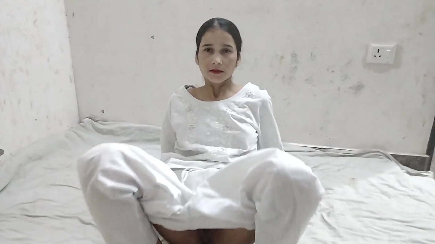 Jawan chachi ko ghar me pakar ke chod diya