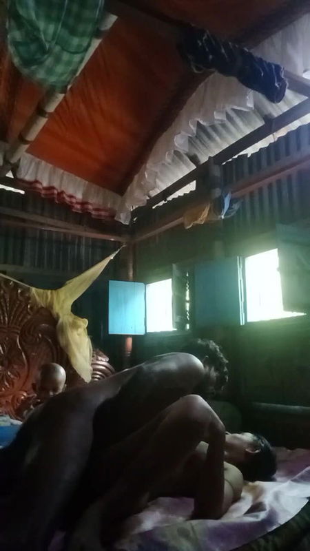 Village Wife Giving Blowjob Boobsjob And Fucking 4 Clip