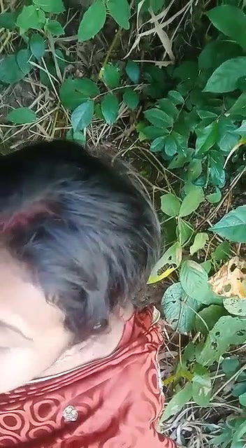 Nepali Beauty’s Seductive Moves