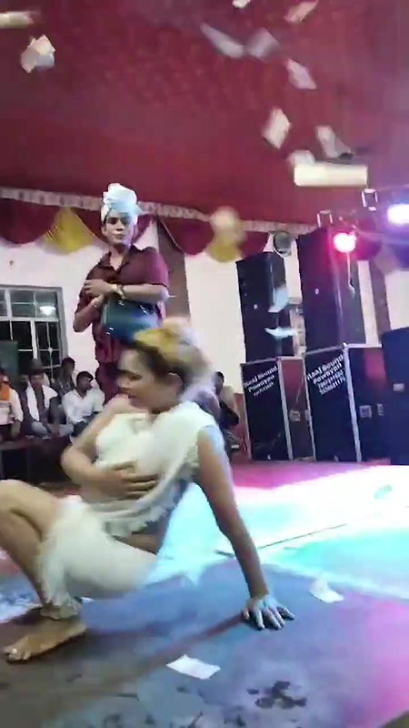 Rand Nude dance video-127