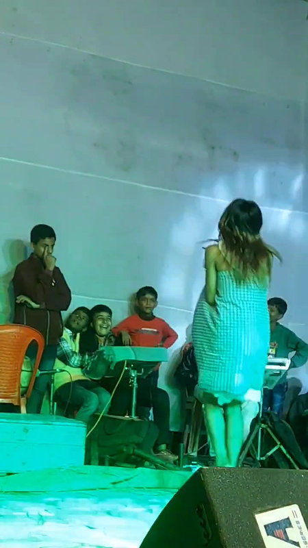 Rand Nude dance video-300