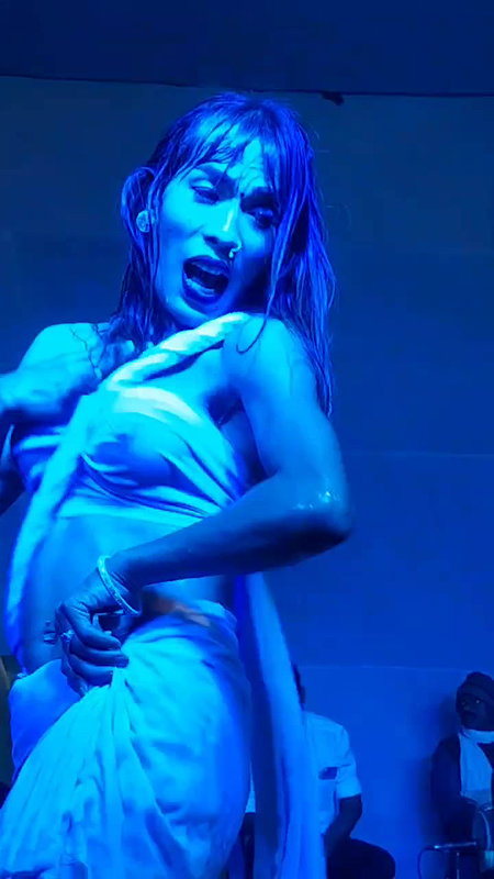 Rand Nude dance video-300