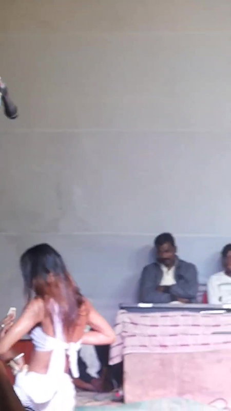 Rand Nude dance video-300