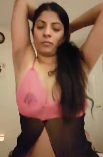 Mature desi hot bhabhi supr hoot Riding